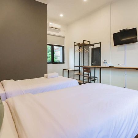 Urbanview Hotel Sagara Bogor Esterno foto