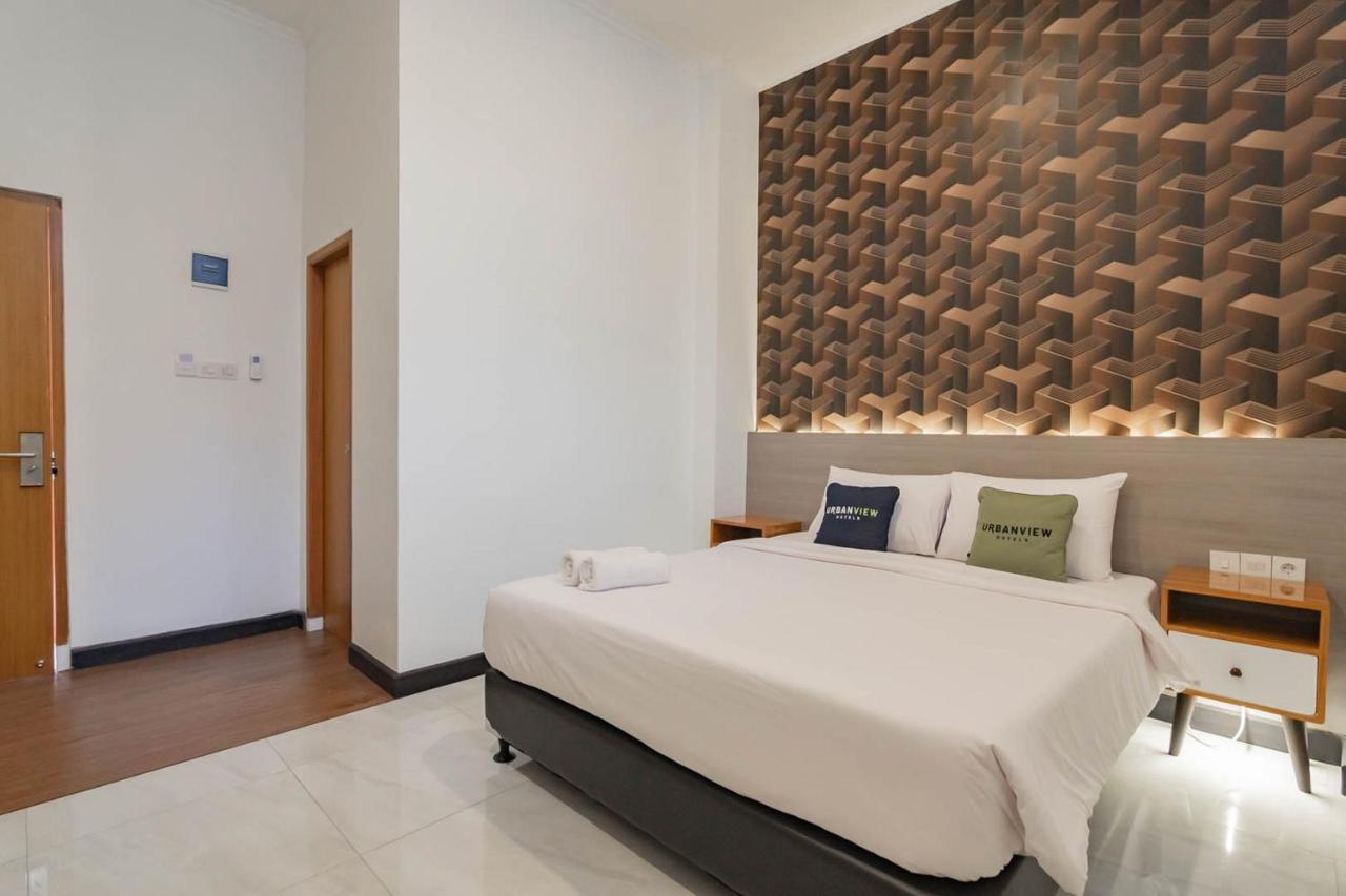 Urbanview Hotel Sagara Bogor Esterno foto