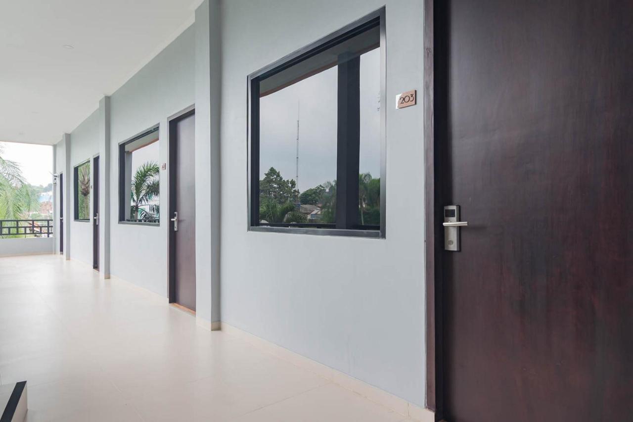 Urbanview Hotel Sagara Bogor Esterno foto
