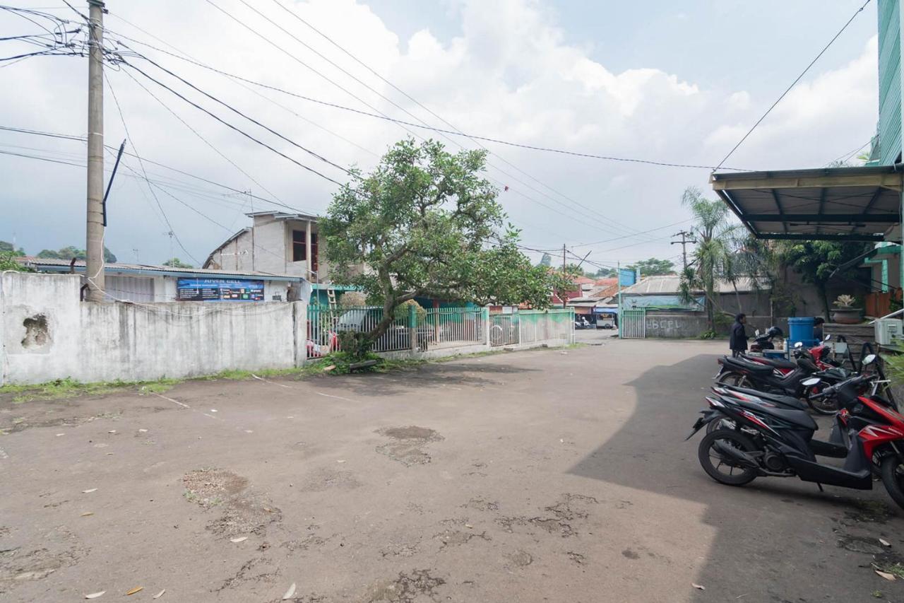 Urbanview Hotel Sagara Bogor Esterno foto