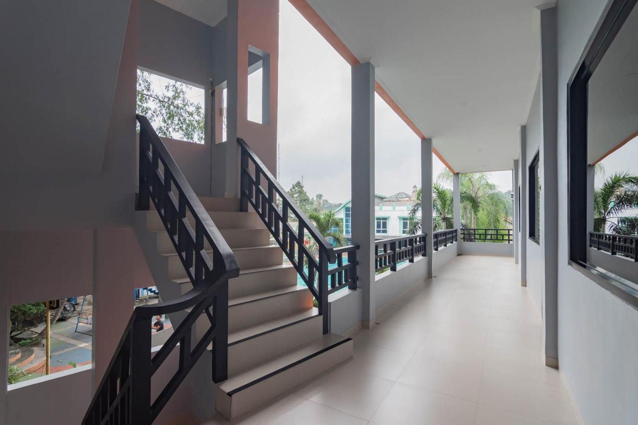 Urbanview Hotel Sagara Bogor Esterno foto