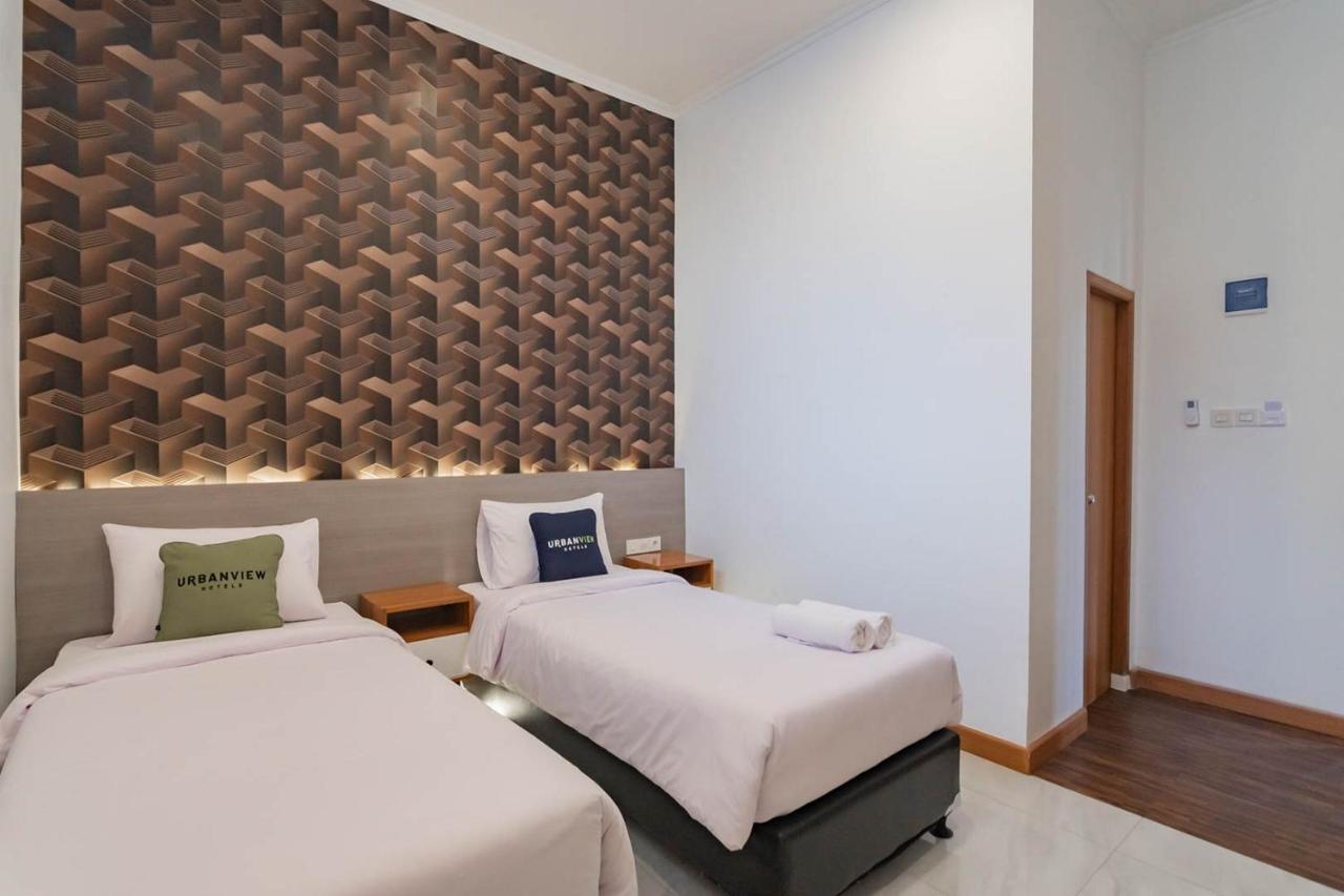Urbanview Hotel Sagara Bogor Esterno foto
